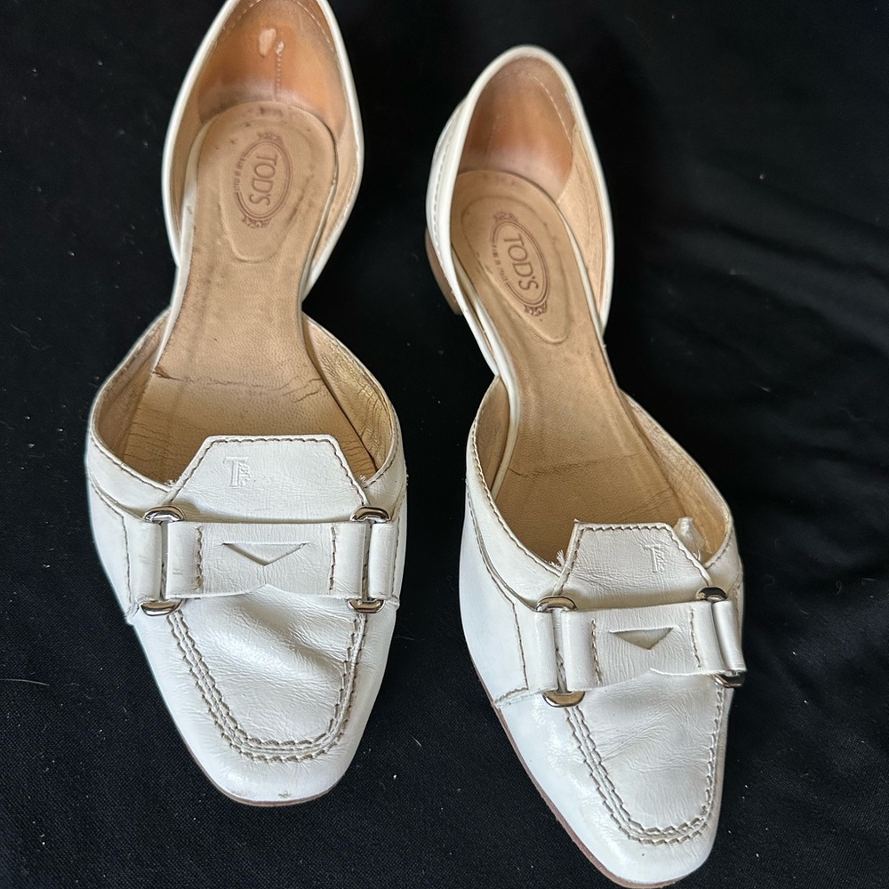 Tod's Women's D’orsay style flats White Leather Loafers size 39 mules us 9
